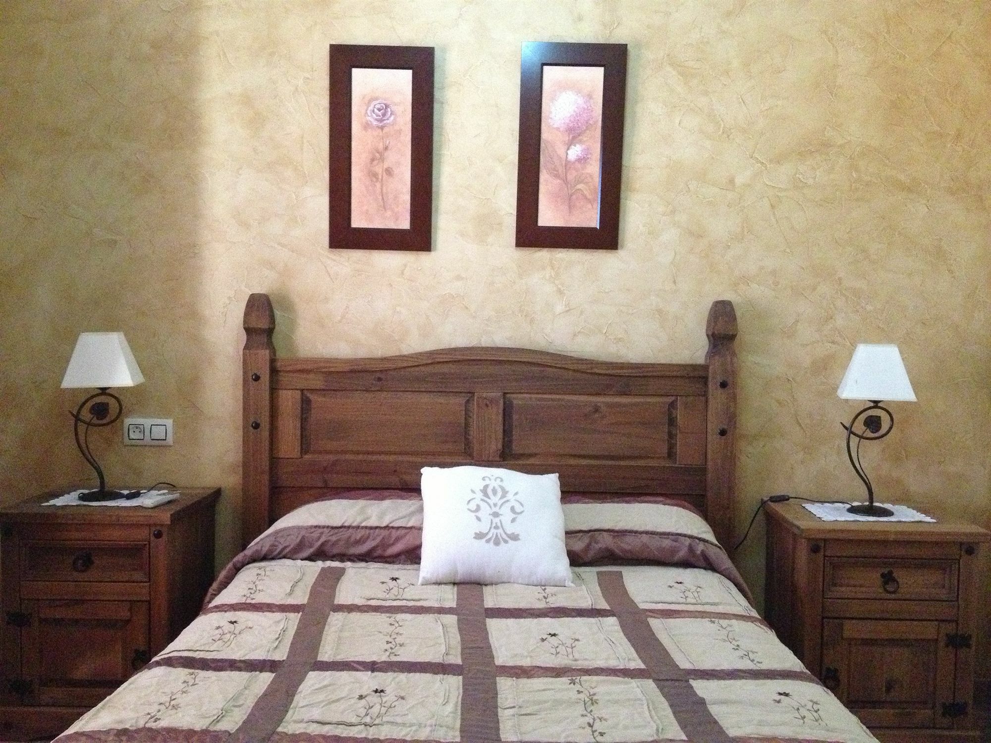 Apartamentos Rurales Complejo Penafiel Zarza La Mayor Exteriér fotografie